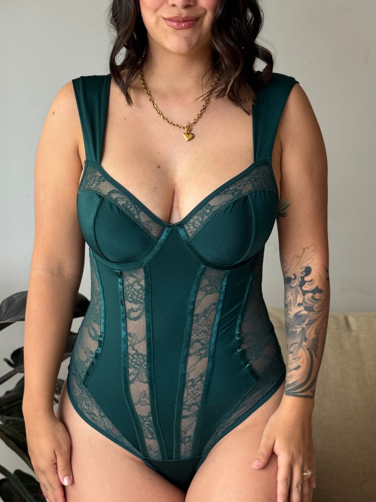 BODY PERLA (VERDE BOTELLA)