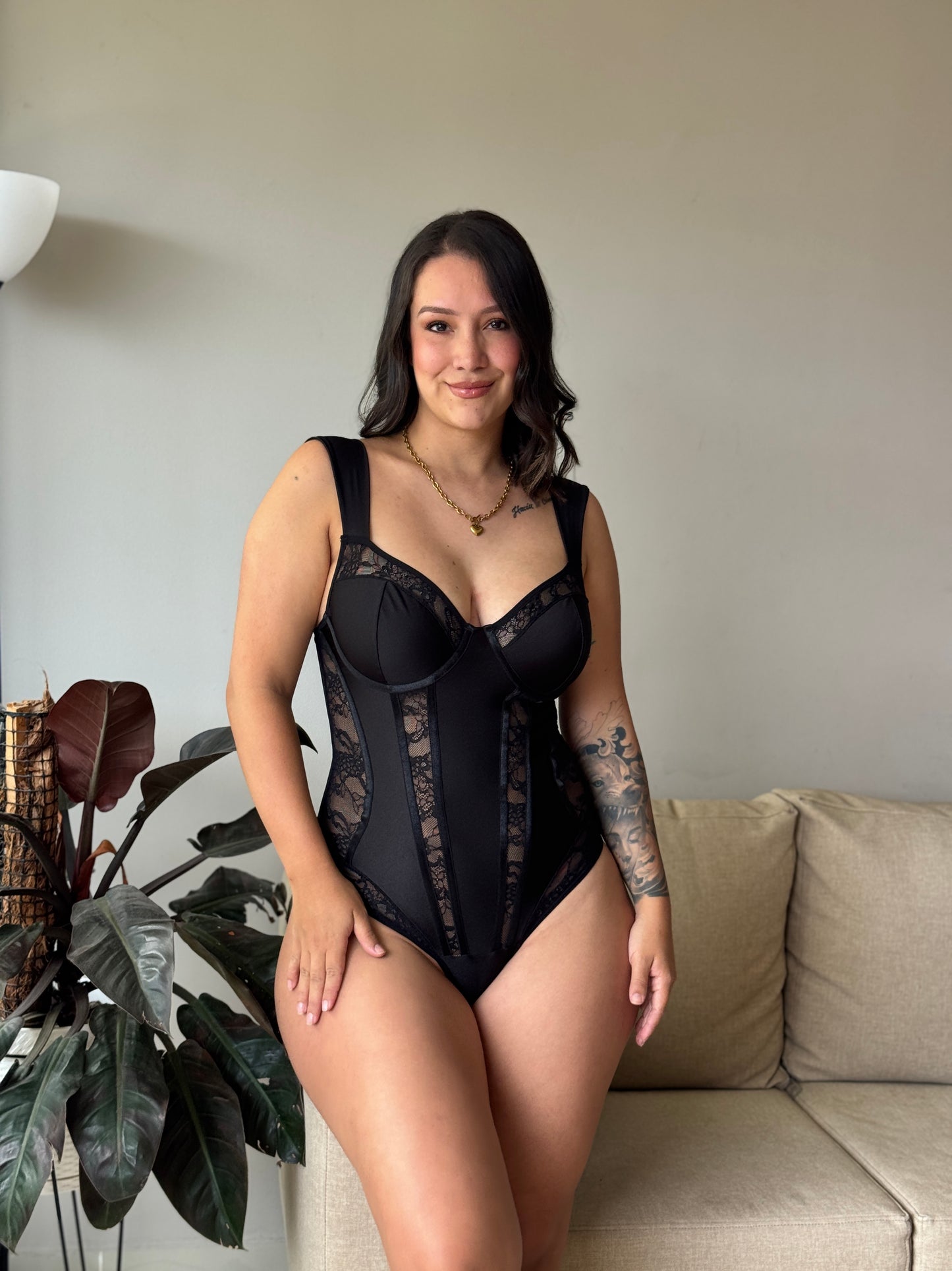 BODY PERLA (NEGRO)