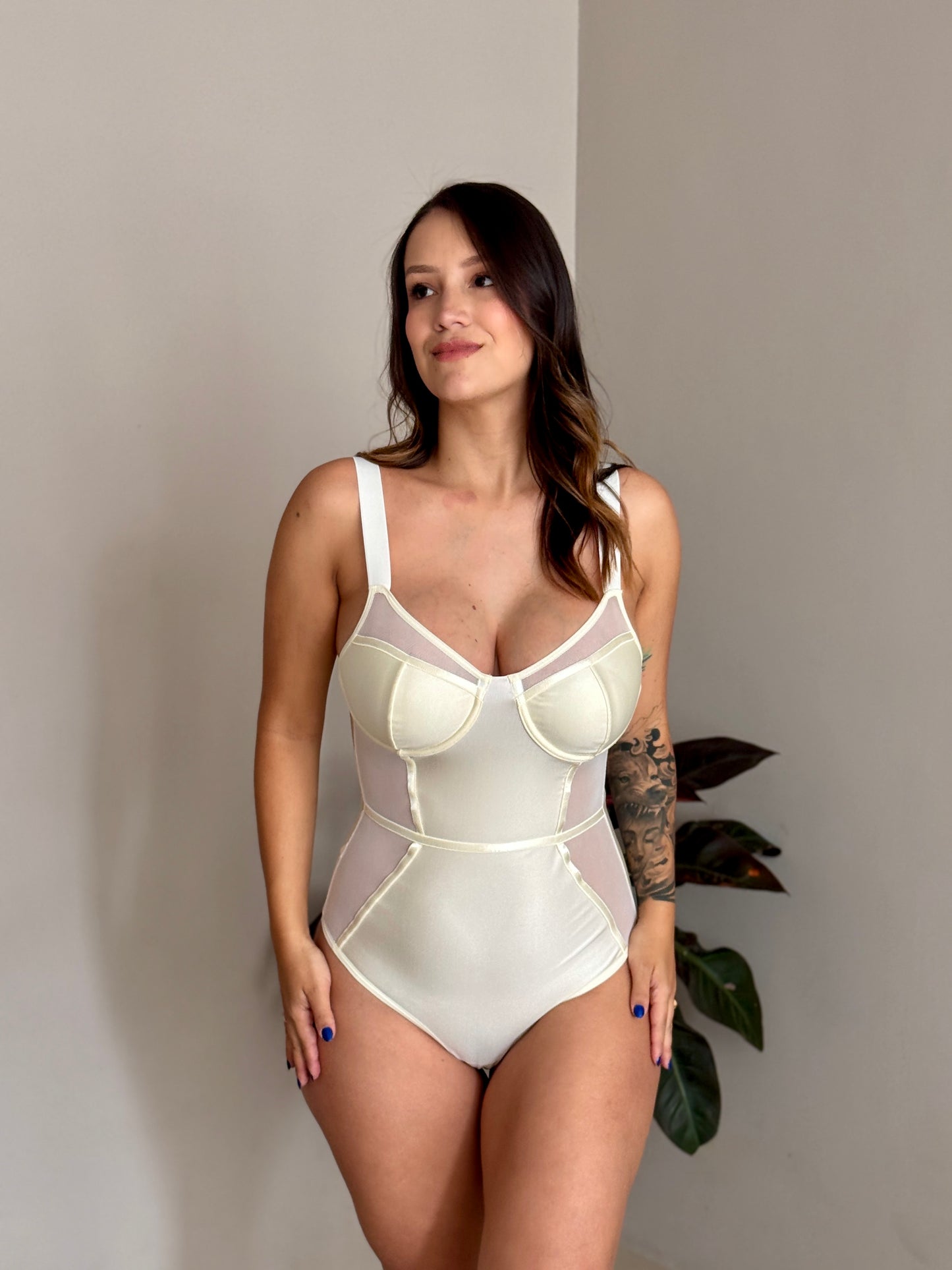 BODY TRINIDAD MARFIL (PREVENTA)